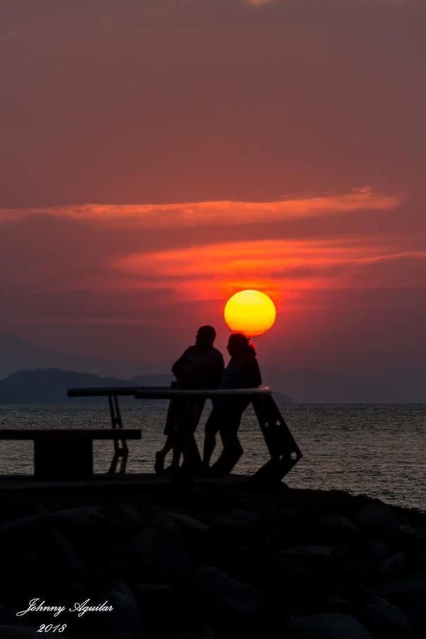 Atardecer Porteno Πουνταρένας Εξωτερικό φωτογραφία